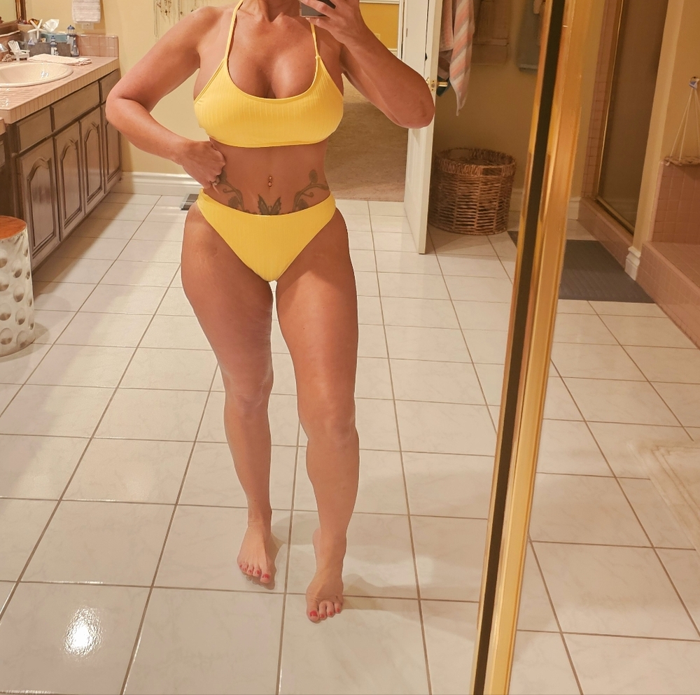 Pg7 #11 Yellow Ribbed Bikini Set - Picture 2 of 8